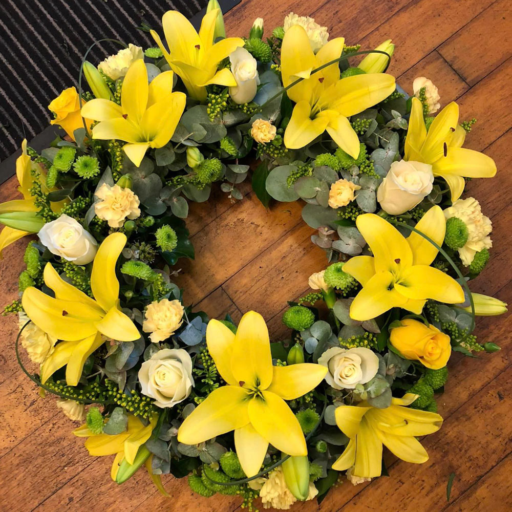 Yellow Lily Wreath